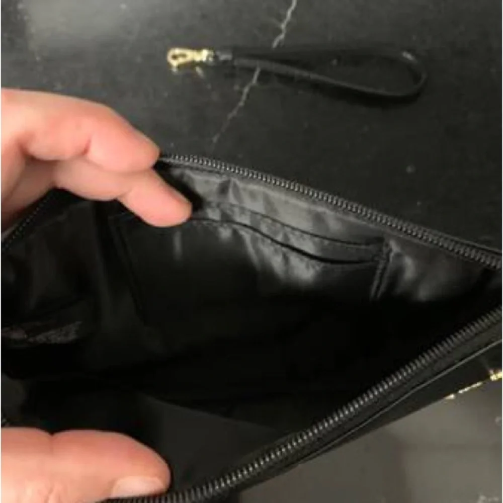 NEW! Victoria’s Secret Black and Gold Studded Clutch / Wristlet - Picture 4 of 4